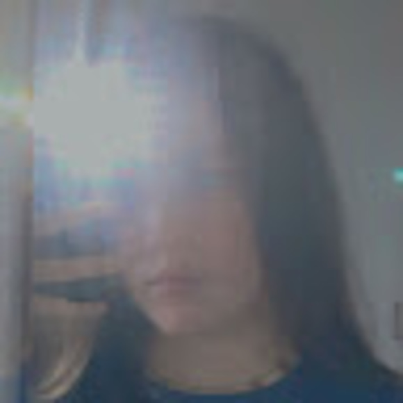 Meet your Posher, Madison - Picture 1 of 1